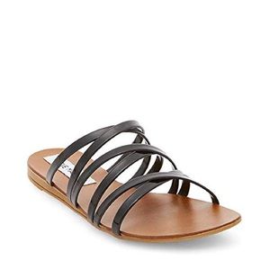 BRAND NEW NEVER WORN STEVE MADDEN RORY SANDALS